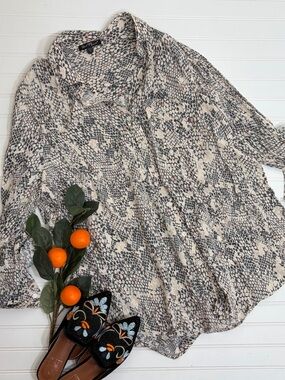 Velvet Heart Snake Print Button Up Tunic Shirt